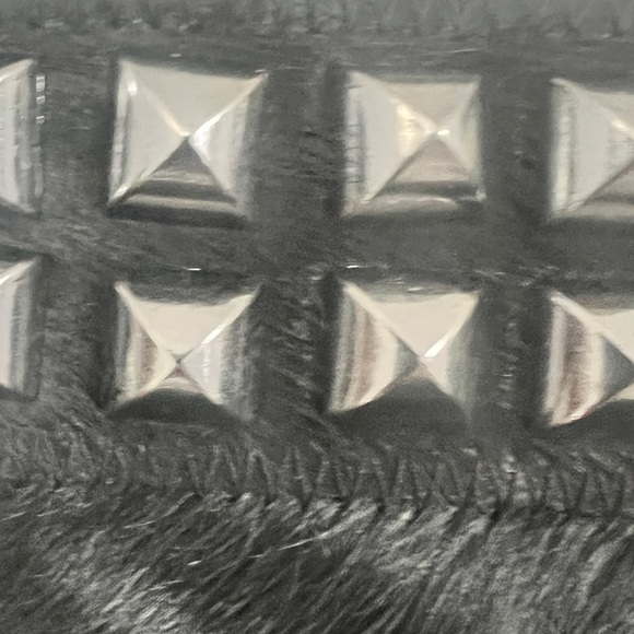 The Kooples- Stud-Embellished Calf Hair Leather Mini- jupe en cuir boutons - XS - Picture 9 of 10